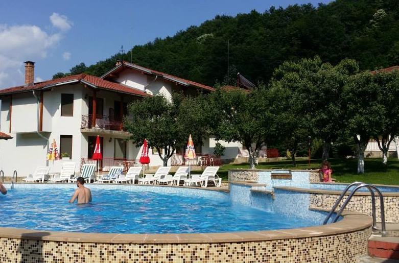 By The River Hotel Complex Balkanets  Εξωτερικό φωτογραφία