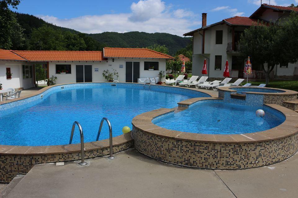 By The River Hotel Complex Balkanets  Εξωτερικό φωτογραφία