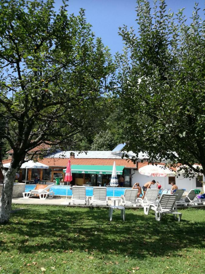 By The River Hotel Complex Balkanets  Εξωτερικό φωτογραφία