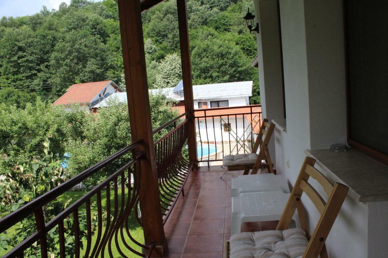 By The River Hotel Complex Balkanets  Εξωτερικό φωτογραφία