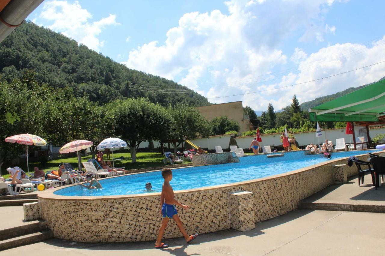 By The River Hotel Complex Balkanets  Εξωτερικό φωτογραφία